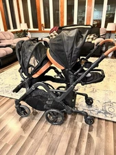 Contours Curve Double Stroller Jet Black