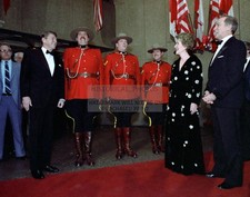 RONALD REAGAN PIERRE TRUDEAU OTTAWA MOUNTED POLICE 1981 11X14 PHOTO