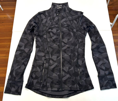 QUEENIEKE Womens Jackets Athletic Fitted Stretch Small Excellent Condition Black
