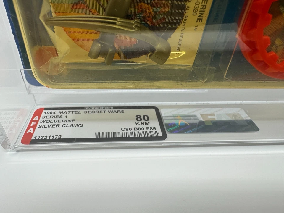 Figura de acción Mattel Marvel Super Heroes Secret Wars Wolverine AFA 80 1984 Foto 2 de 4
