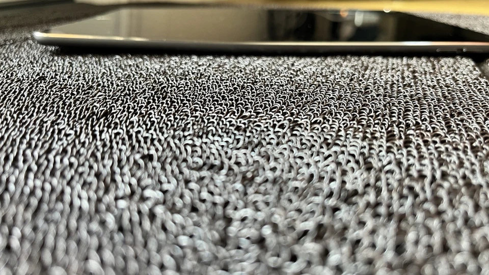 Apple iPad Air 2 9.7in Silver - 16GB  - (WIFI + Cellular) - Unlocked - Image 4 of 4