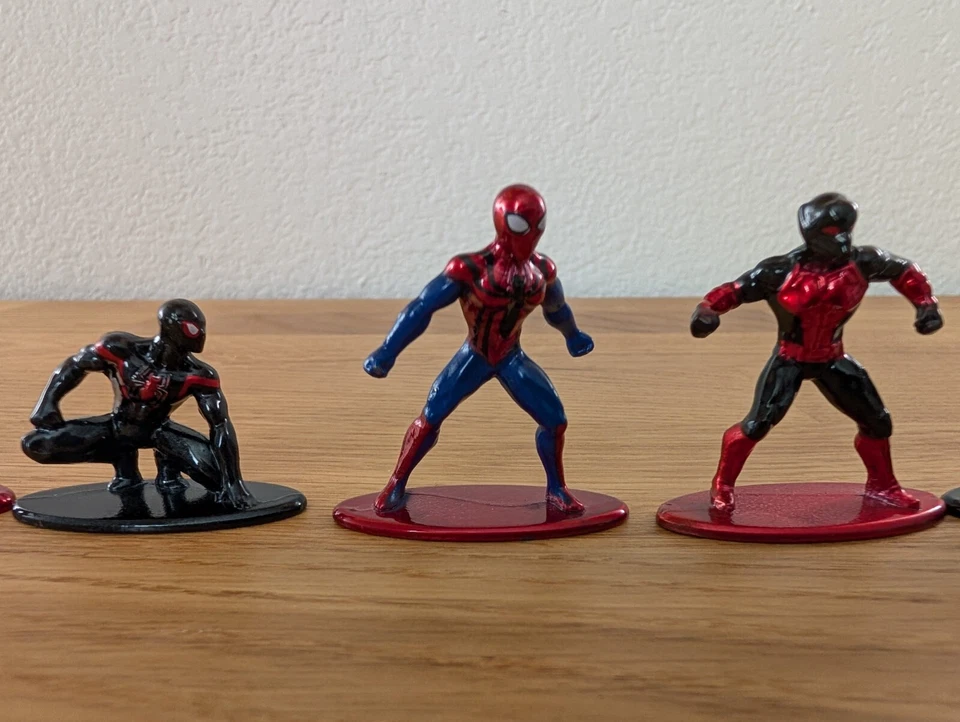 Lote de 13 figuras de metal nano de Marvel - mini figuras de Jada Toys Foto 4 de 4