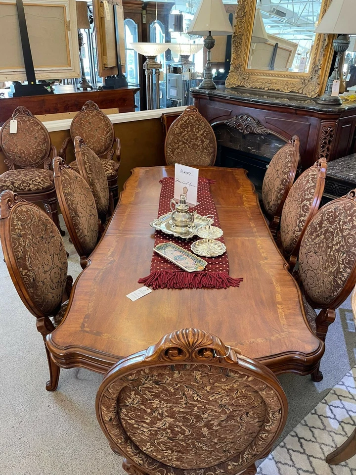 AICO by Michael Amini Excelsior 7PC rectangular dining set - Image 2 of 4