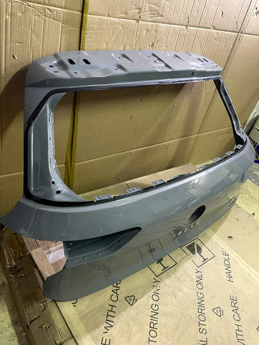 Portellone Posteriore VW GOLF VIII - Imagen 5 de 8