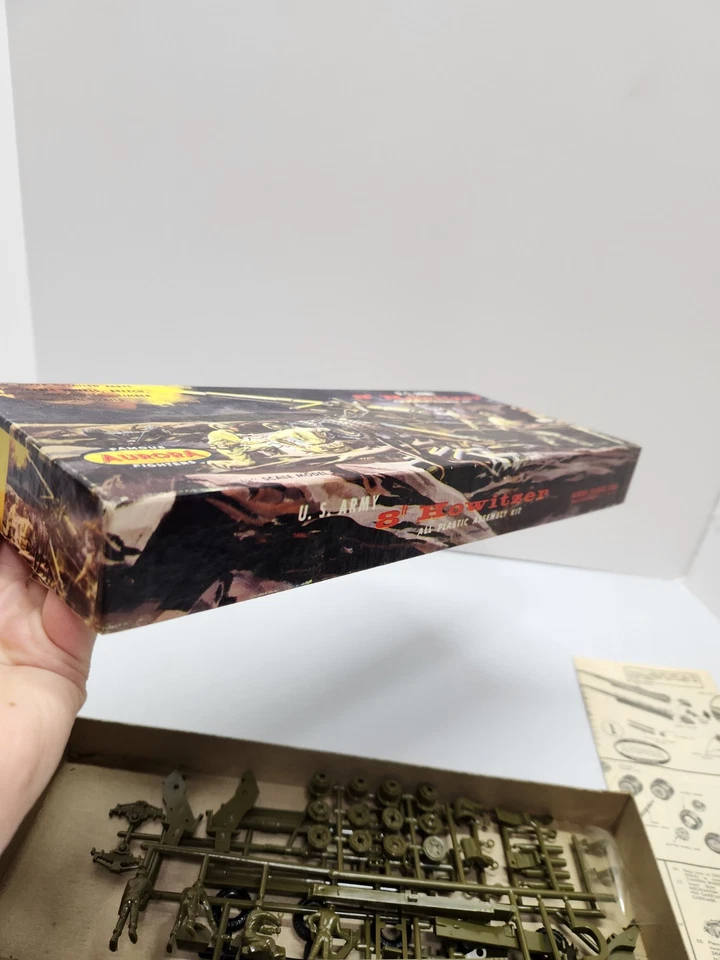 AURORA 1958 8” HOWITZER US ARMY TANK MODEL KIT #307 - 72 . Read - Image 3 of 4