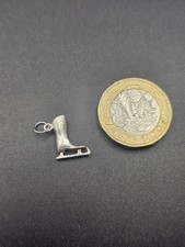 Vintage Sterling silver ice skate charm/Pendant .97g 
