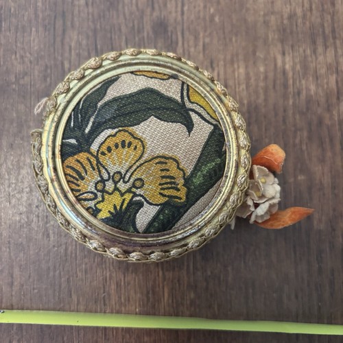 Vintage Pin Cushion for Sewing Metal Embellished Band and Floral design - Picture 7 of 7