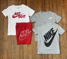 Lot of 4 NIKE Shorts NIKE TEE Shirts Boy's Size 4/5