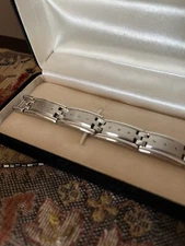 Men’s 8” Stainless Steel Bracelet With 27 Diamonds