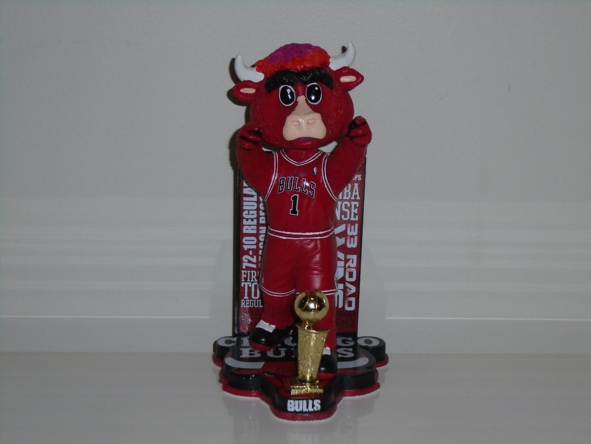 BENNY THE BULL Chicago Bulls Mascot Bobblehead NBA Champs Trophy