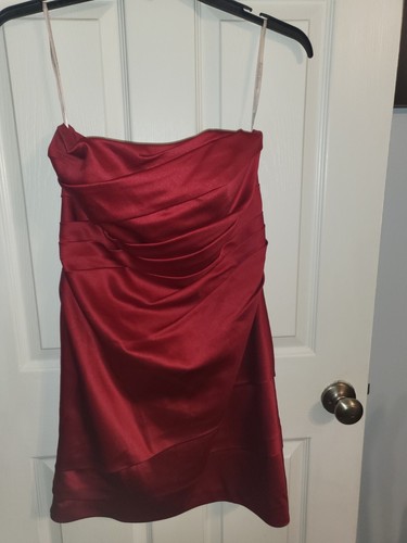 Mini abito rosso senza spalline David da sposa cocktail ballo matrimonio formale taglia 8 - Foto 2 di 12
