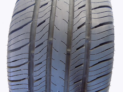 P215/55R17 Dextero Touring DTR1 94 V Used 9/32nds