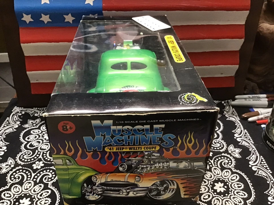Muscle Machines 41 Jeep Willys Coupe Frantic Frog 1:18 Scale - Image 4 of 4