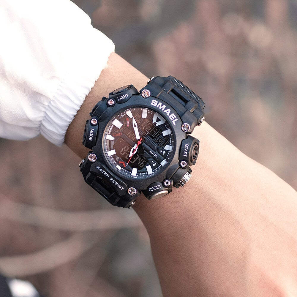 Versatile Waterproof Outdoor Sports Watch with Multi-Functionality and Stylish D