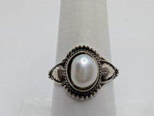   Vintage Sterling Silver 925 Fresh Water Pearl Ring Size 8.25