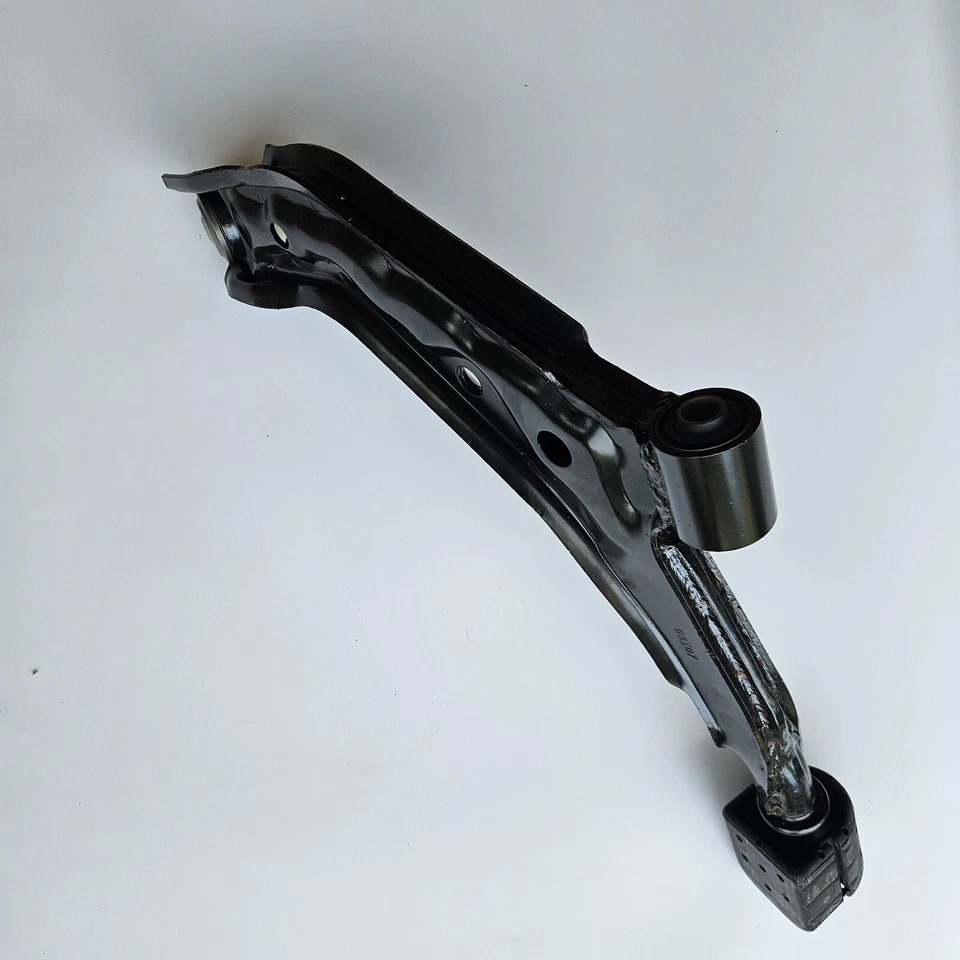 Spicer Suspension Control Arm 507-1172 Front Right Lower for Nissan 1995-1999 - Image 3 of 4