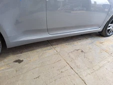 Passenger Side TC SCION  2015 Rocker Panel Moulding 547153