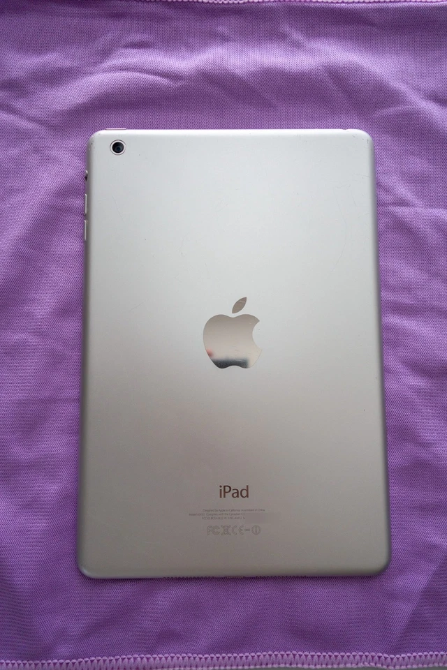 Apple iPad mini (1st generation) · 64GB · Wi-Fi, Foto 2 von 5