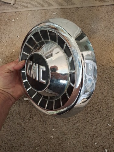(2) VINTAGE ORIGINAL OEM 1955-1959 GMC PICKUP TRUCK 1/2 TON BLACK HUBCAPS GM A+ - Picture 11 of 13