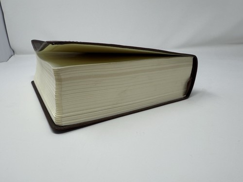 NKJV, Journal the Word Bible, Large Print, Bonded Leather, Brown, Red Letter Edi - Picture 5 of 8