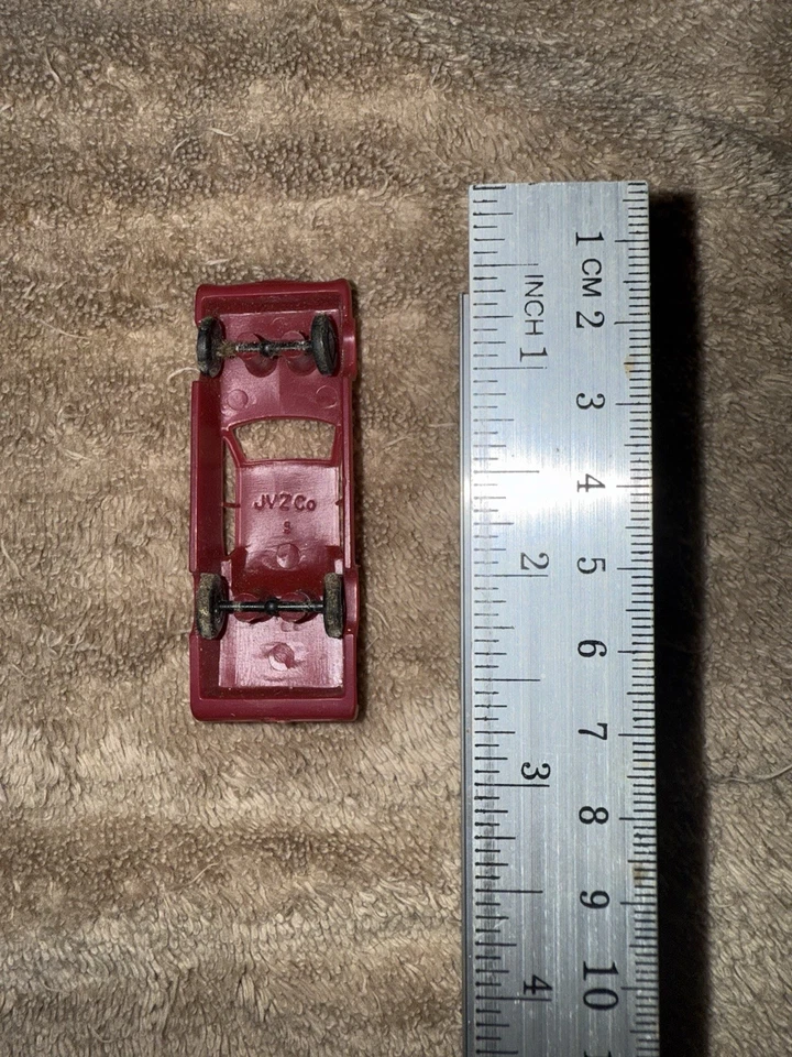 Coche de juguete vintage JVC Co de plástico rojo/marrón Mercury - #5 años 60/70 Foto 3 de 4