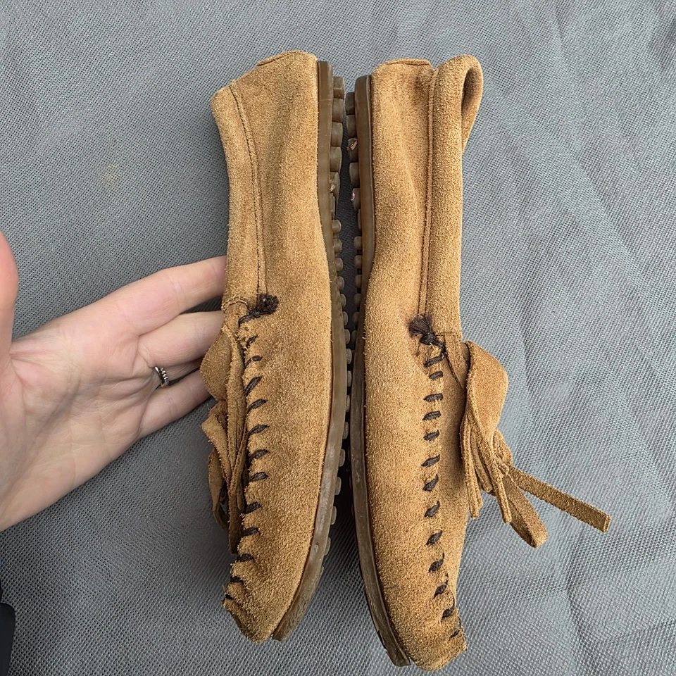 Zapatos Mocasines Minnetonka Marrón Gamuza Flecos Sin Cordones Para Mujer Talla 9 Foto 3 de 4