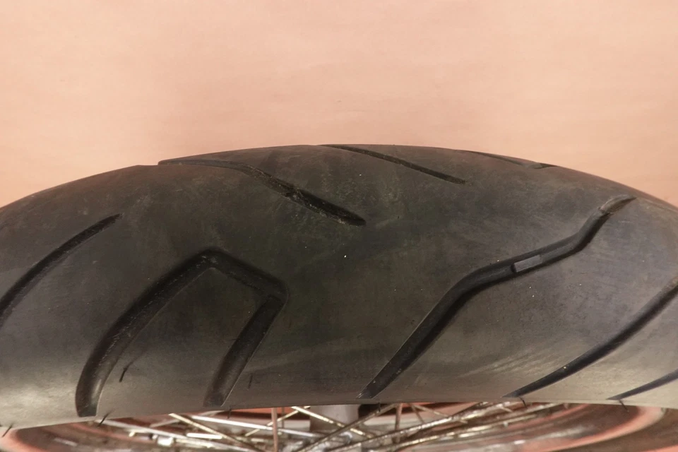 Harley-Davidson Softail Deluxe 2007-2016 FLSTN llanta delantera llanta rueda Foto 2 de 4