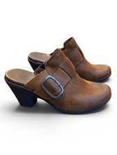 b.o.c. Born Distressed Leather Heeled Clogs Women  s 8 Brown READ