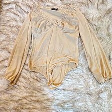 PRETTYLITTLETHING Beige Solid Long Sleeve Ruffle One-Piece Bodysuit 12
