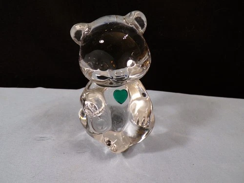 Fenton Clear Glass Birthstone Bear Figurine May Green Heart