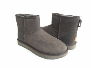 ugg mini olive