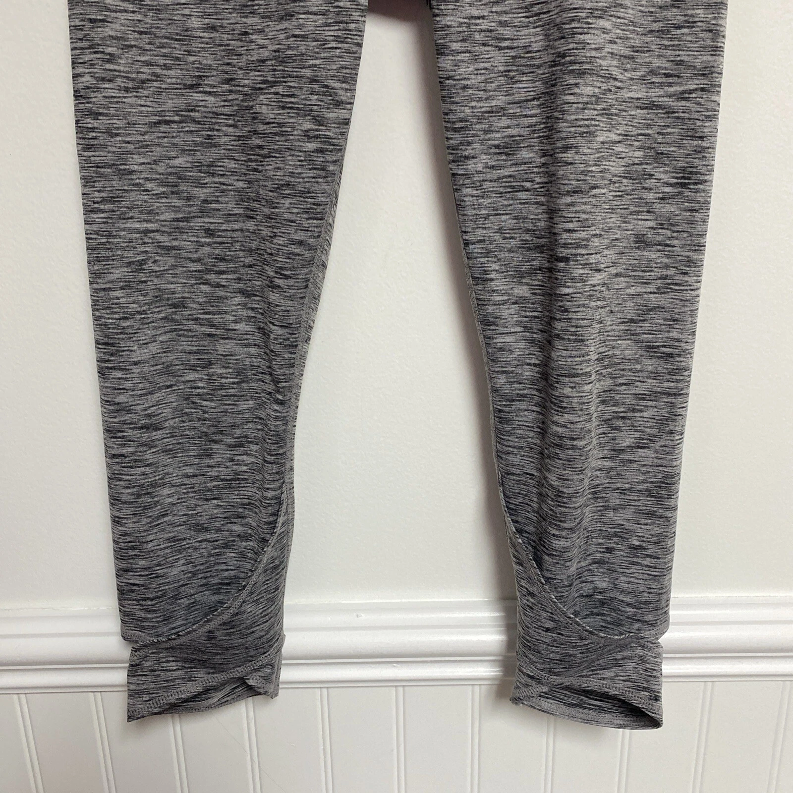 manuka cut out active leggings