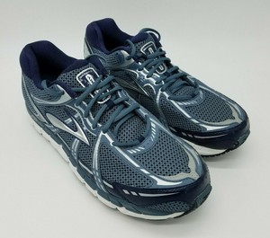 brooks addiction 11 running shoes