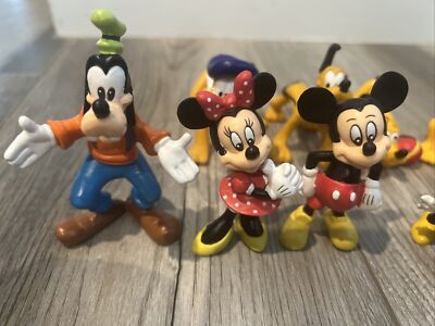Lot Of Walt Disney Mickey & Minnie Mouse Pluto Figures. 14 VINTAGE