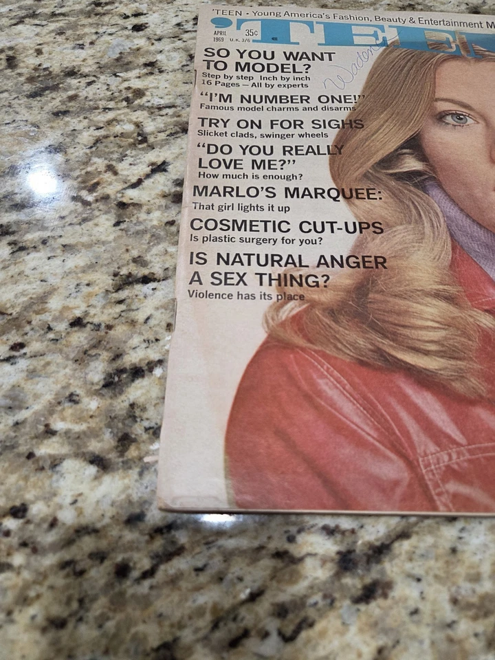 APRIL '69 TEEN MAGAZINE 0 Magazine. Cover Girl Is Joanne Vitelli. Very Rare - Image 2 of 4