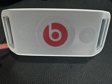 Beats by Dr. Dre Beatbox Portable Bluetooth 30 Dock Speaker White color