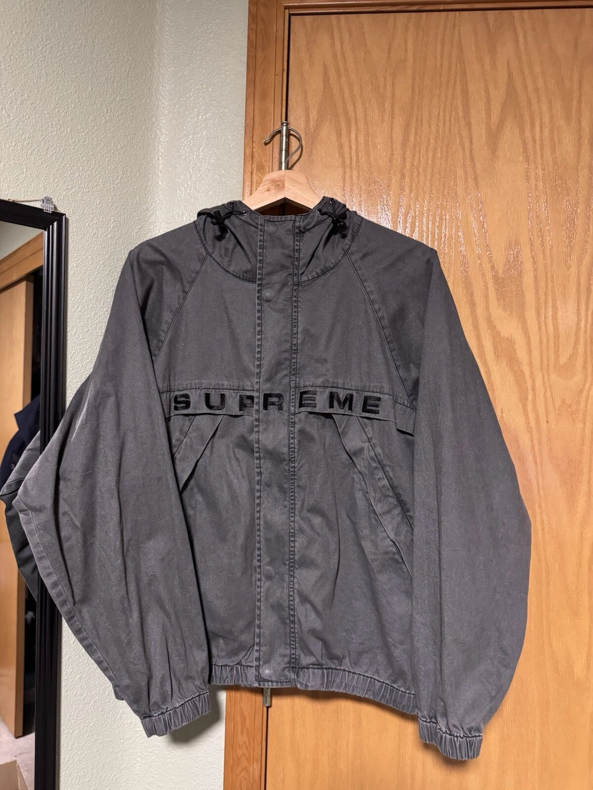 veste à capuche suprême en sergé surteint