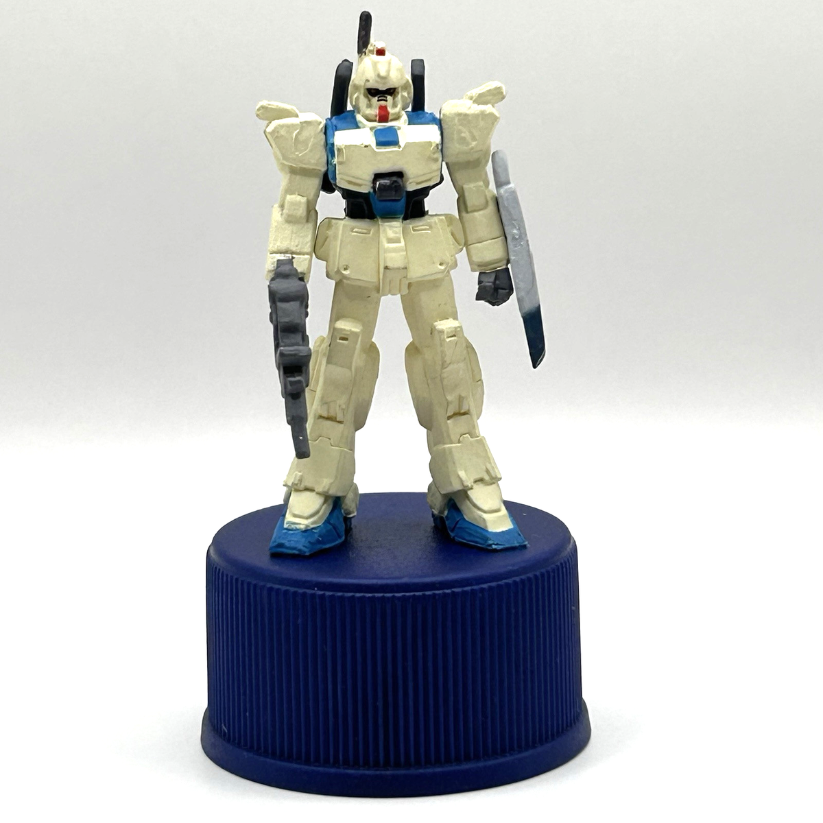 25th Anniversary Gundam MS RX-79 Ez-8 Bottle Cap mini Figure Pepsi