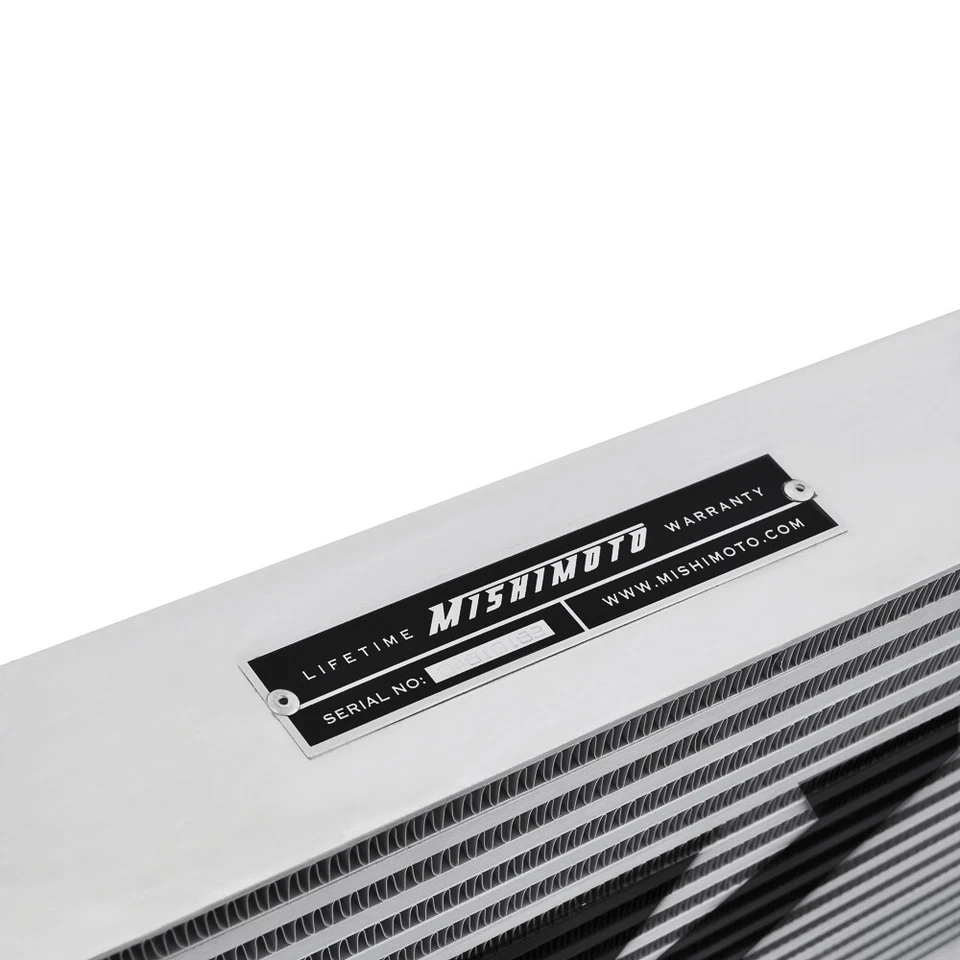 Mishimoto Universal Intercooler R-Line - Image 4 of 4