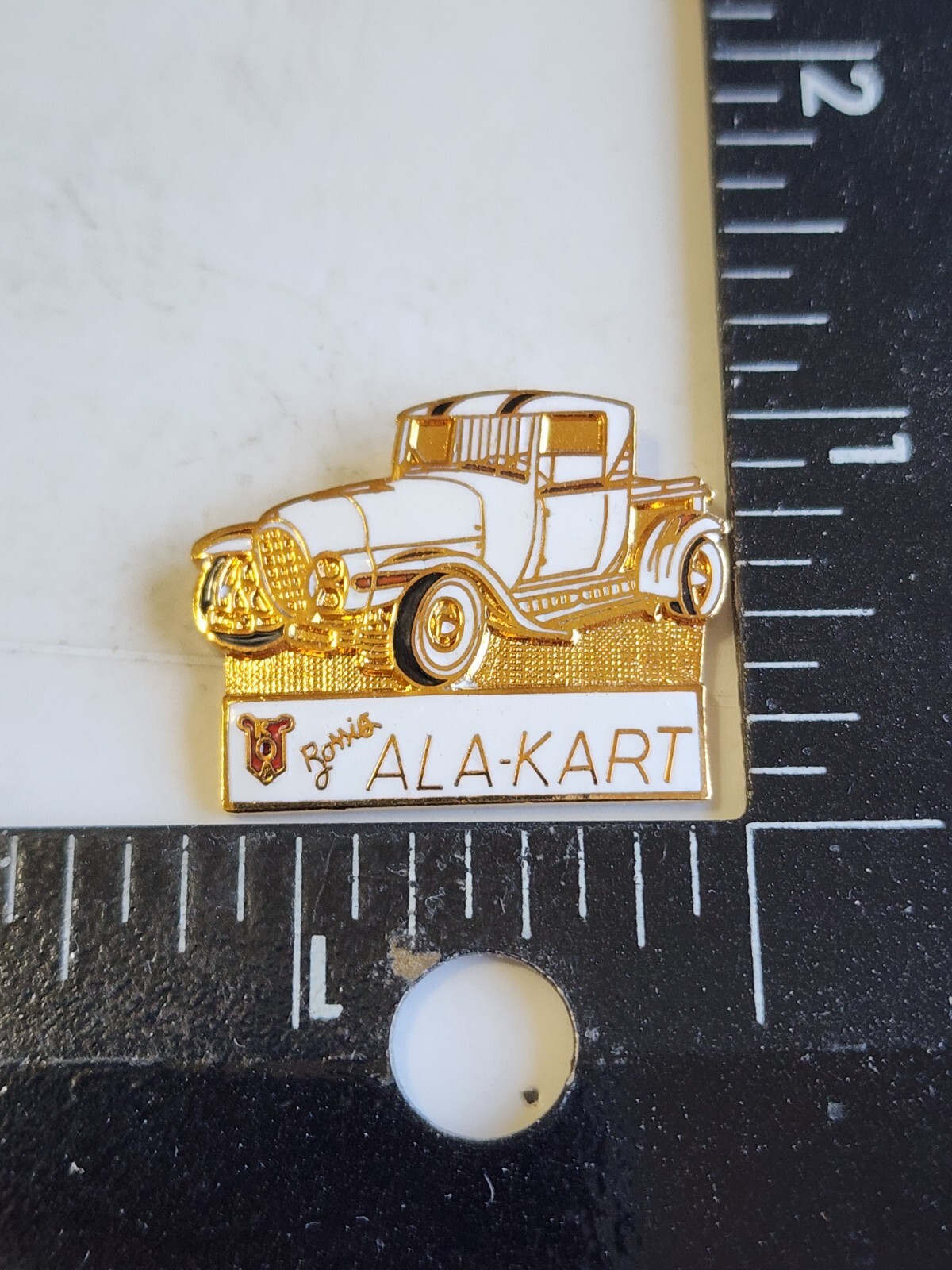 GEORGE BARRIS KUSTOMS ALA-KART HOT ROD PIN VHTF CUSTOM CAR