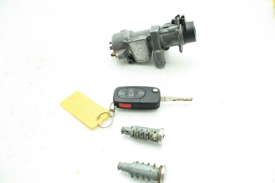 2001 AUDI TT IGNITION KEY Cylinder & Keys Cap - Audi (3B0-837-879-A-GRU) B3726 - Image 2 of 4