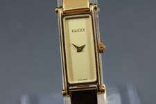 [Presque comme neuve] Montre à quartz pour femme GUCCI 1500 cadran doré 12...