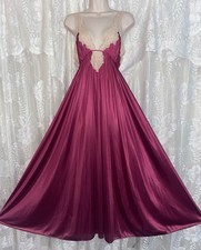 VTG M KAYSER Silky Cranberry Nylon Nightgown Negligee Gown w Ivory Inset Lace