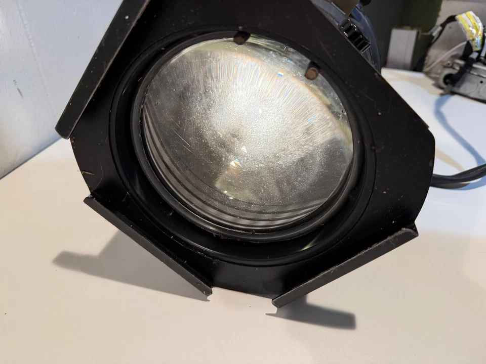 ALTMAN 360Q Series Axial Ellipsoidal Stage Lighting Unit Ceiling Hanging E31501 - Image 2 of 4