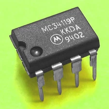 (2) MC34119P 250 mw Audio Amp, VERY LOW Vcc, 8~32 Ohm Output *Genuine MOTOROLA* 