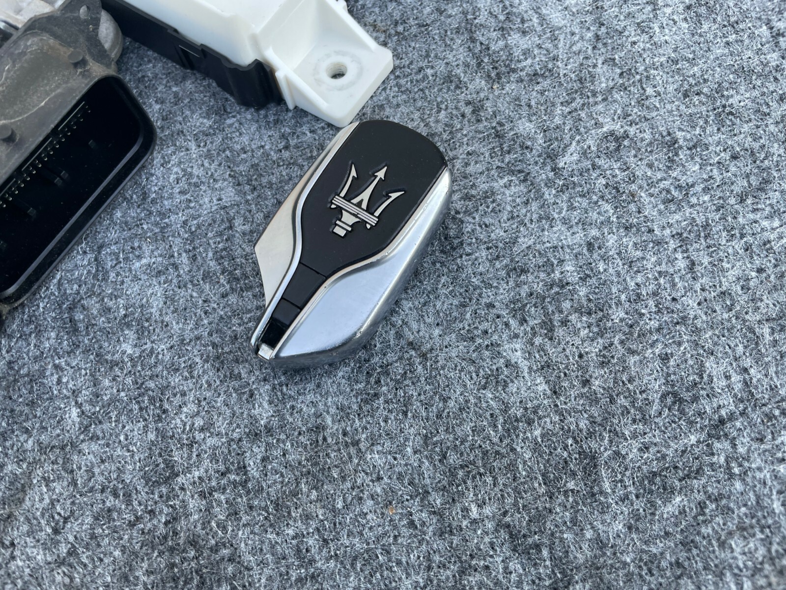 RWD ENGINE COMPUTER KEY/IGNITION/ECU SET 30K 14-17 MASERATI GHIBLI S 3.0L