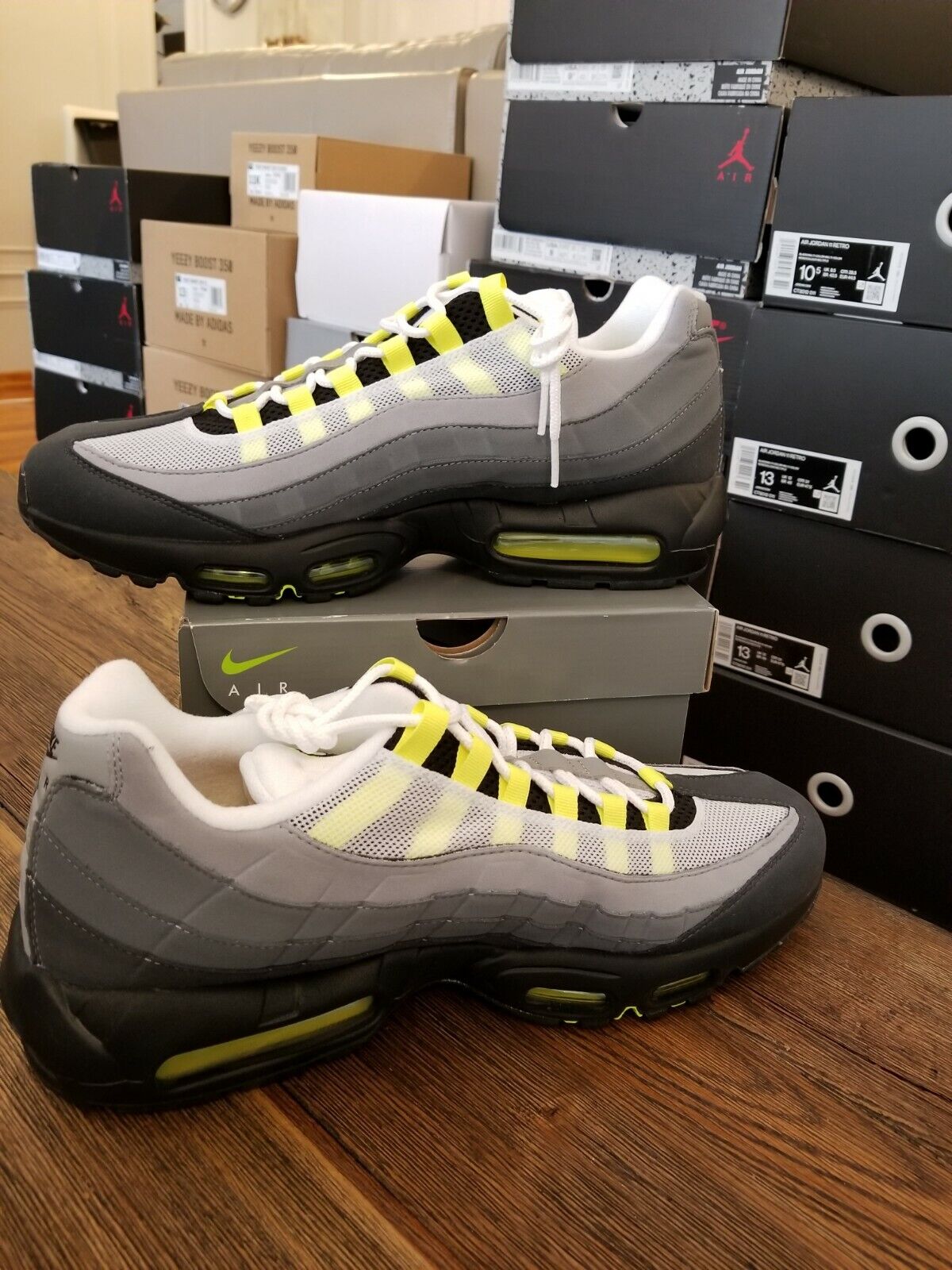 NIKE AIR MAX95 イエロー　　24.5  美品