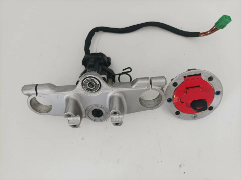 Suzuki Bandit 600 Lock Kit 2000/2005 - Image 3 of 4