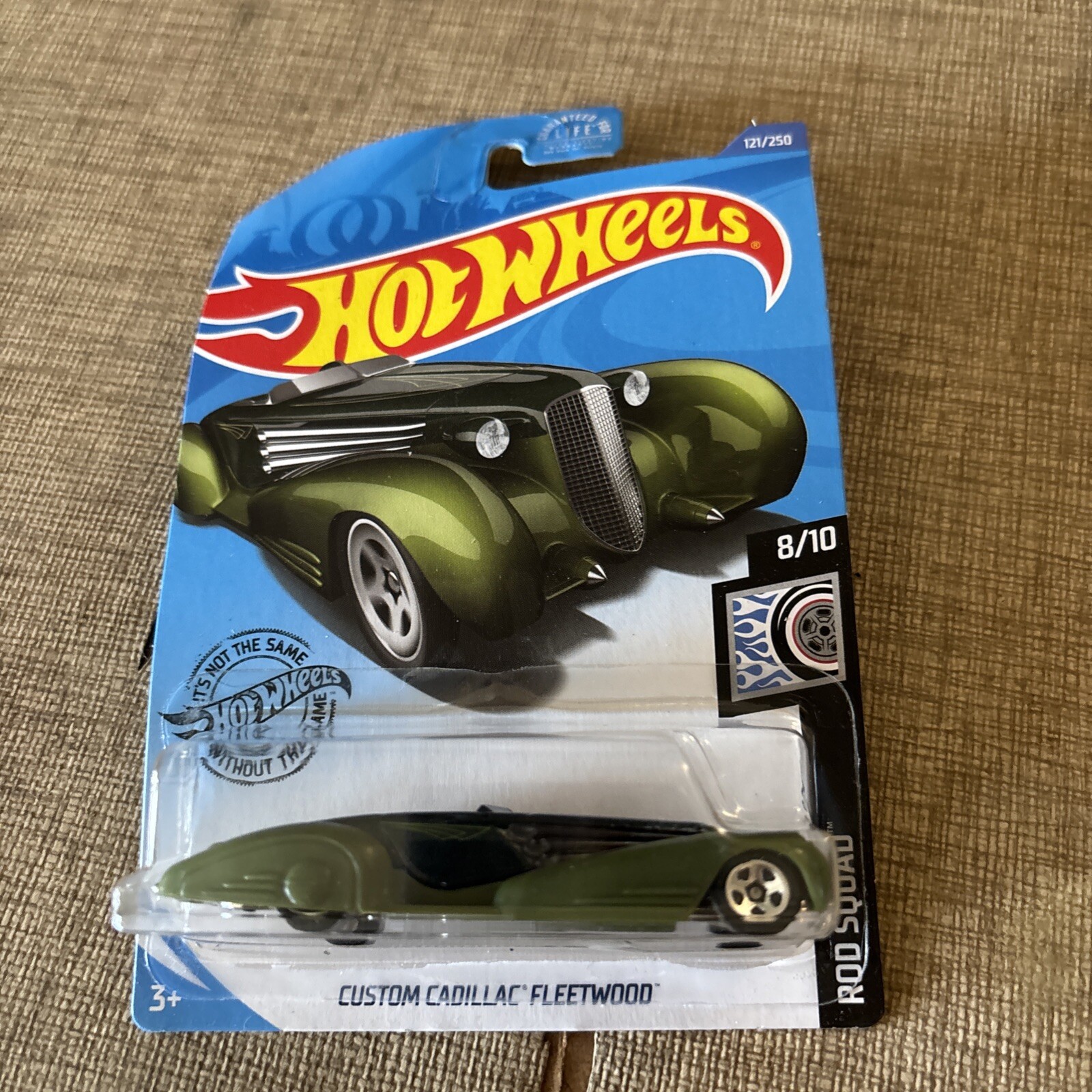 Hot Wheels 2020 Rod Squad Custom Cadillac Fleetwood - Green 1:64 Scale Diecast Car, 121/250 - View #2
