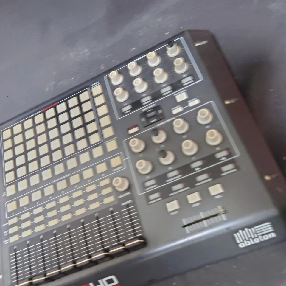 Akai APC 40 Ableton Live DJ Mixer Live Professional Digital Midi Controller - Image 3 of 4